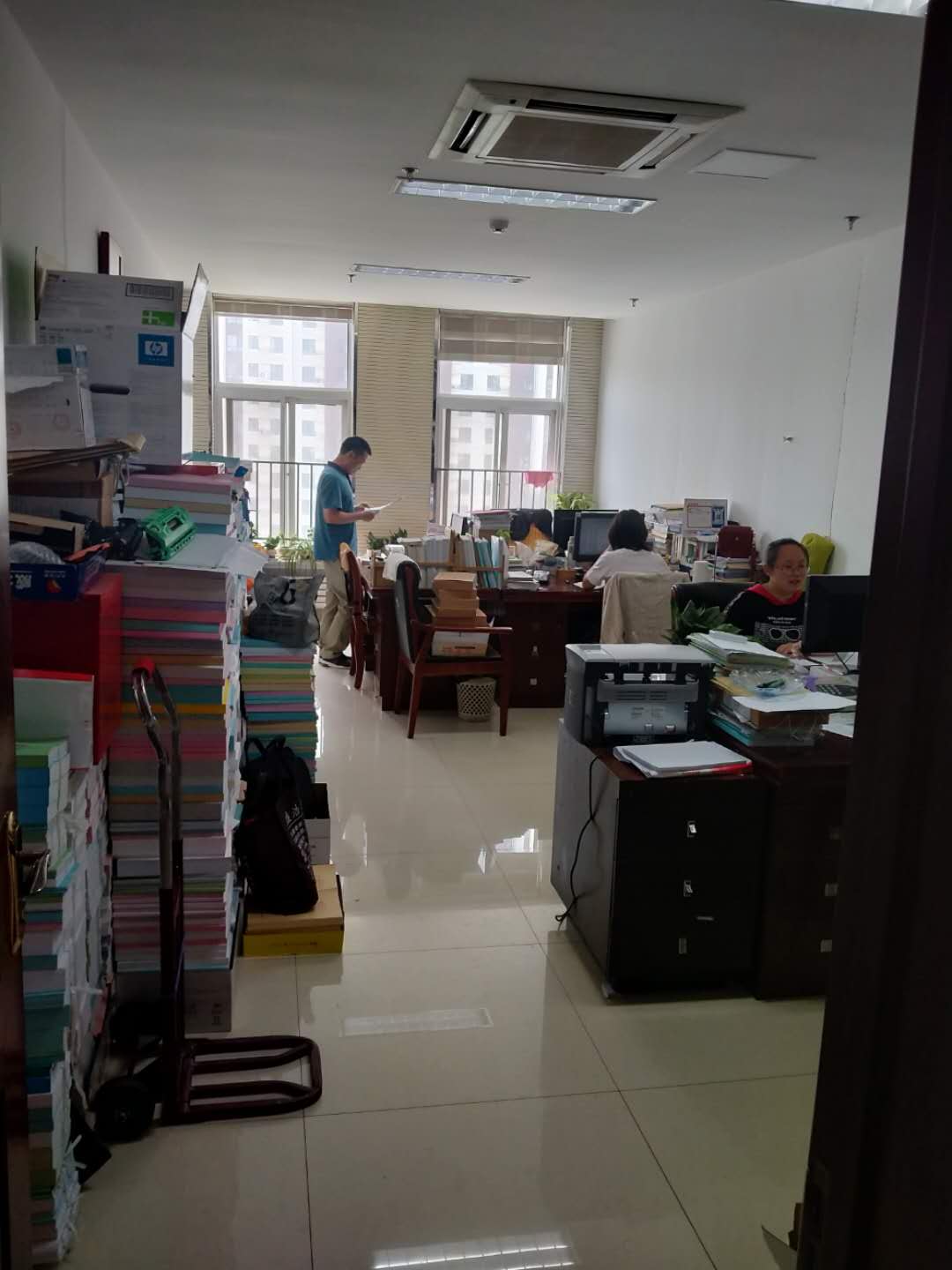 精品综合一区二区三区